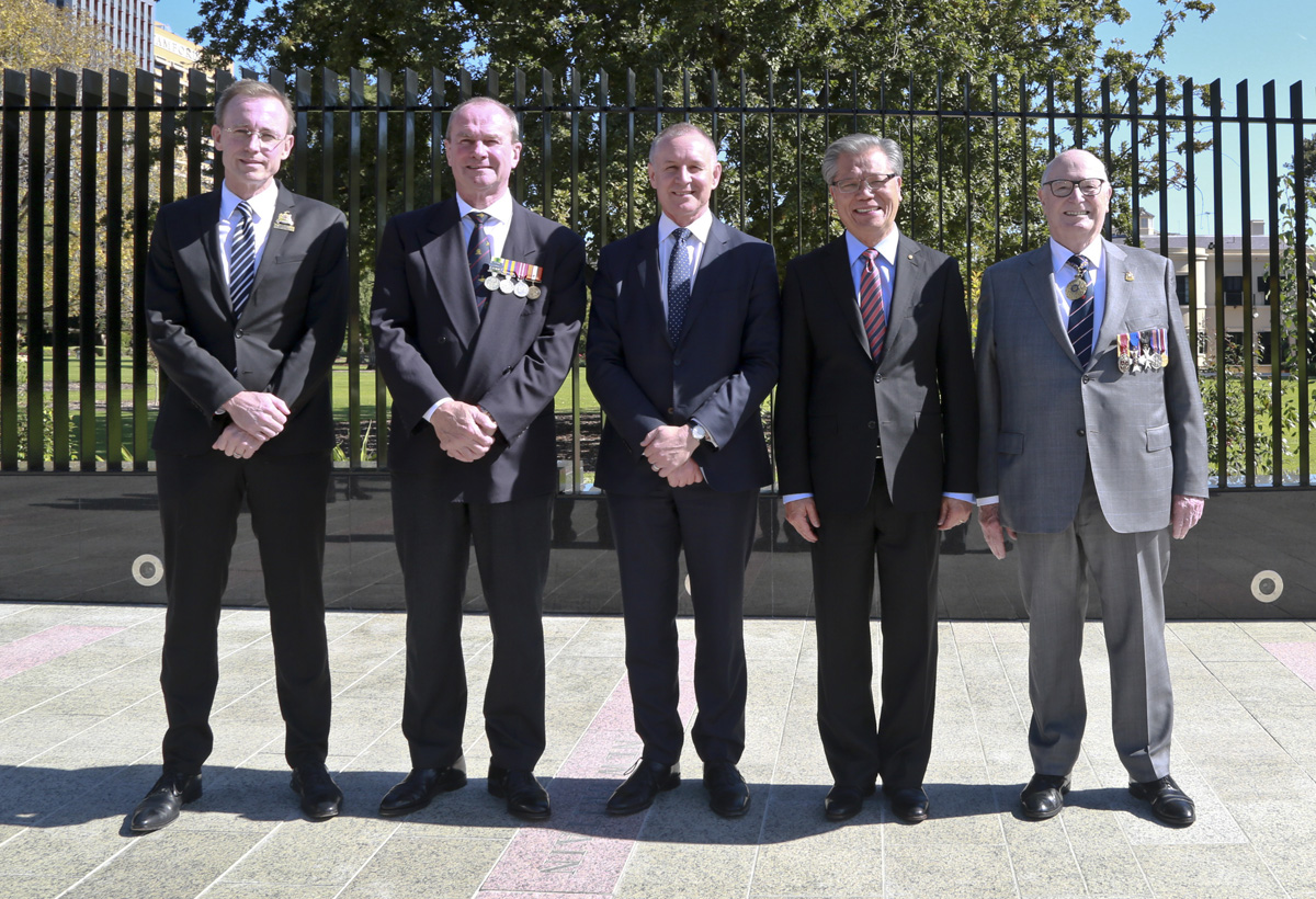 Left to Right: The Right Honourable The Lord Mayor of Adelaide, Martin Haese; The Hon Martin Hamilton-Smith MP, Minister for Veterans' Affairs; South Australian Premier, The Hon. Jay Weatherill MP; His Excellency the Hon Hieu Van Le AO, Governor of South Australia;  Sir Eric Neal AC CVO, Chairman Veterans' Advisory Council.
